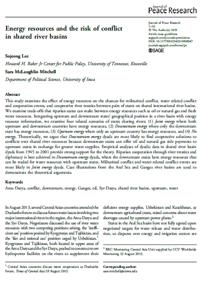 Energy resources and the risk of conflict in shared river basins